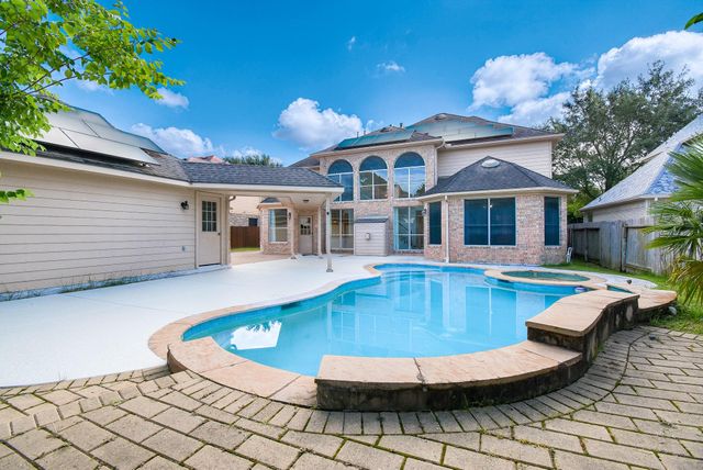 2719 Mossy Log Court, Houston, TX 77084