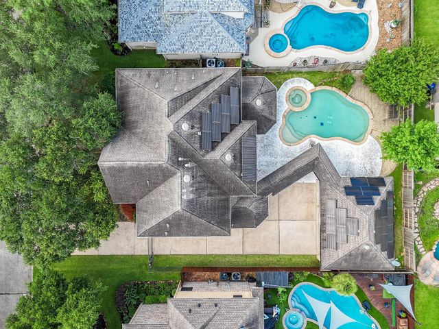 2719 Mossy Log Court, Houston, TX 77084