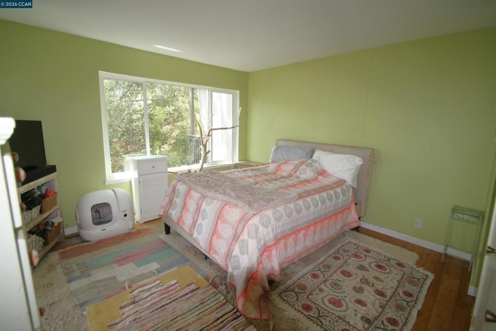 Image 14 of property listing at 1506 Ashwood Dr, Martinez, CA 94553