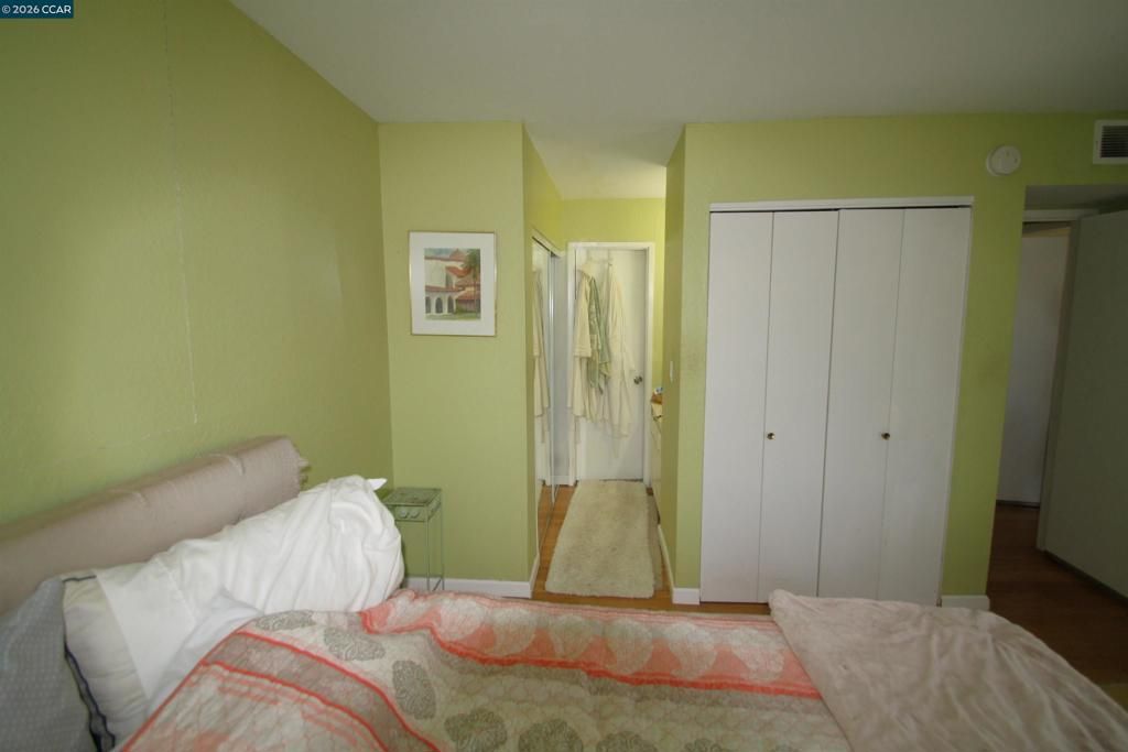 Image 18 of property listing at 1506 Ashwood Dr, Martinez, CA 94553