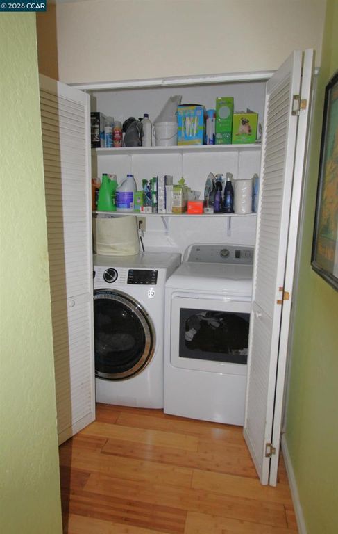 Image 20 of property listing at 1506 Ashwood Dr, Martinez, CA 94553