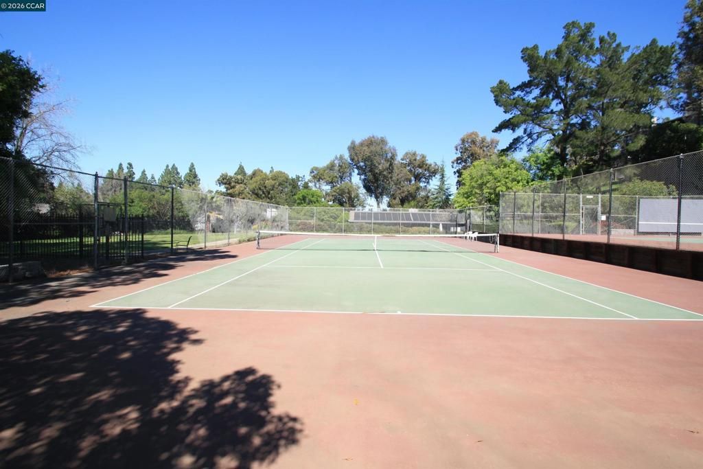 Image 30 of property listing at 1506 Ashwood Dr, Martinez, CA 94553