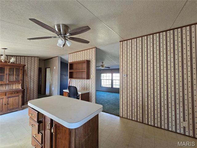 19050 Sikes Road, Ste Genevieve, MO 63670