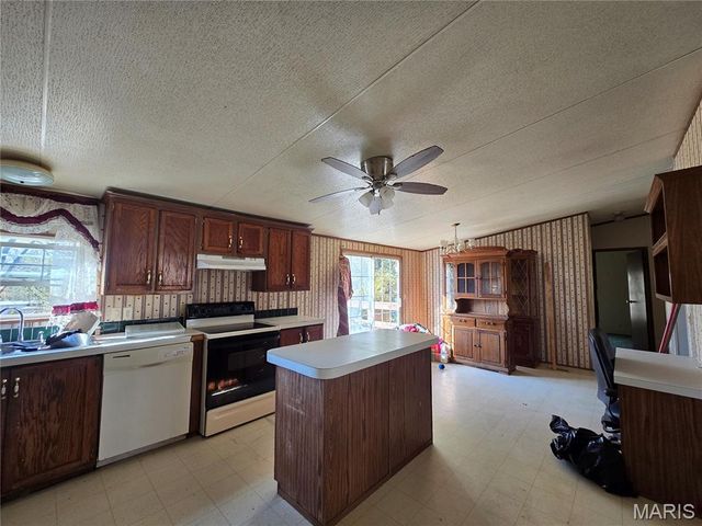 19050 Sikes Road, Ste Genevieve, MO 63670