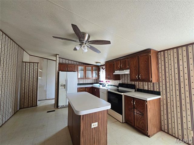 19050 Sikes Road, Ste Genevieve, MO 63670