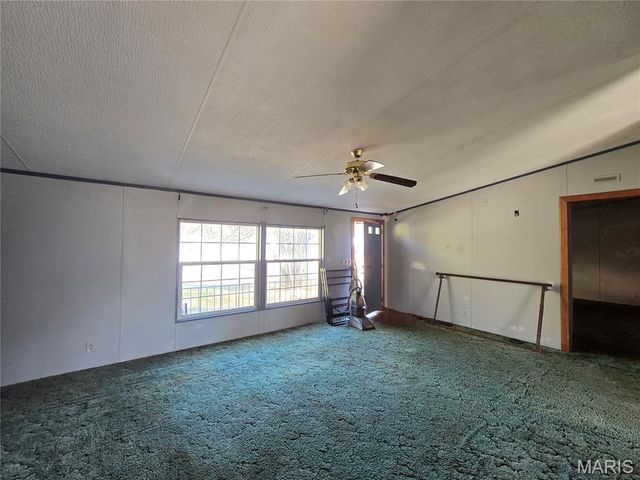 19050 Sikes Road, Ste Genevieve, MO 63670