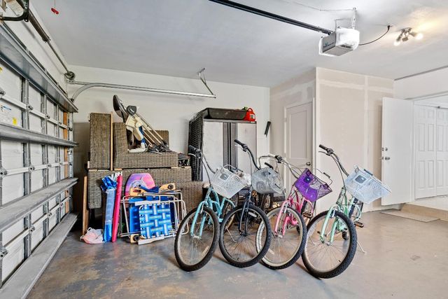 5300 NE 26 Avenue, Fort Lauderdale, FL 33308