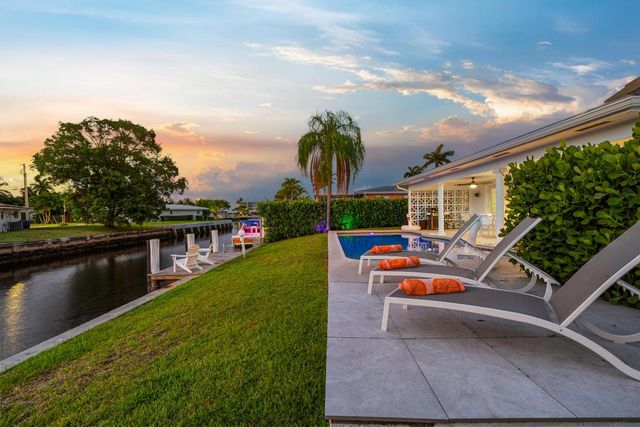 5300 NE 26 Avenue, Fort Lauderdale, FL 33308