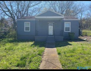 905 Fairway Drive, Huntsville, AL 35816