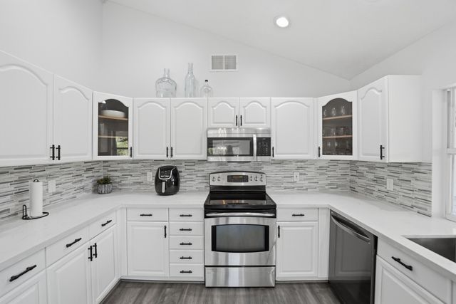 4700 Regina Drive, Fort Pierce, FL 34982