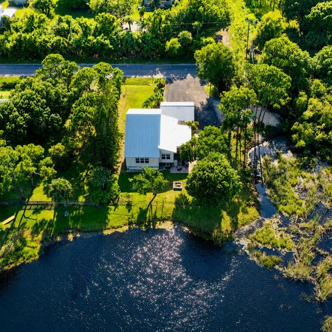 4700 Regina Drive, Fort Pierce, FL 34982