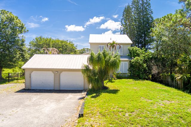 4700 Regina Drive, Fort Pierce, FL 34982