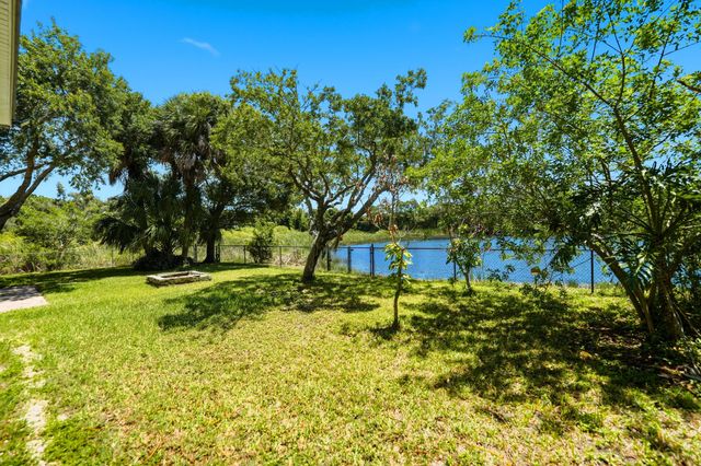 4700 Regina Drive, Fort Pierce, FL 34982