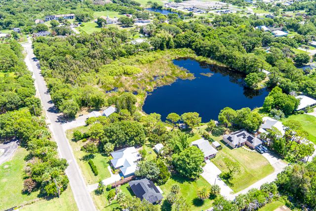 4700 Regina Drive, Fort Pierce, FL 34982