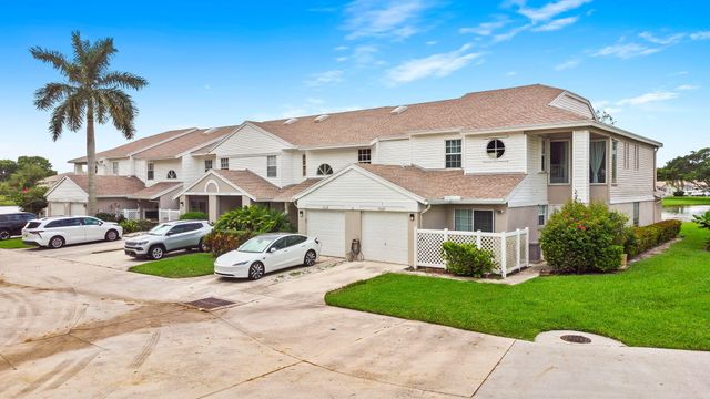 9226 Boca Gardens Parkway E, Boca Raton, FL 33496