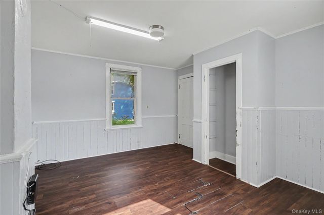 39 Spruce St, Poughkeepsie, NY 12601