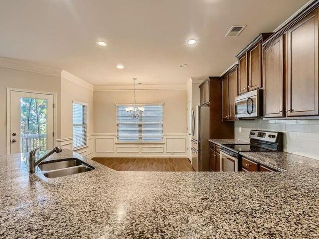 3448 Woodward Down Trail, Buford, GA 30519