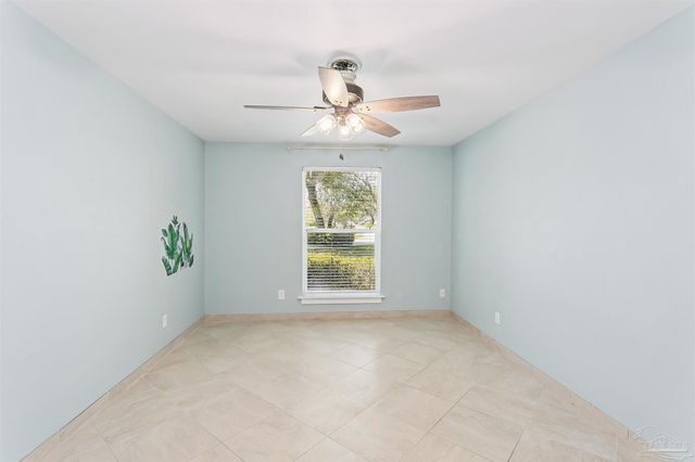 424 Dracena Way, Gulf Breeze, FL 32561