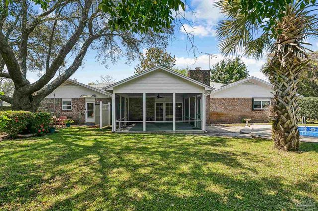 424 Dracena Way, Gulf Breeze, FL 32561