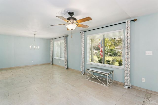 424 Dracena Way, Gulf Breeze, FL 32561