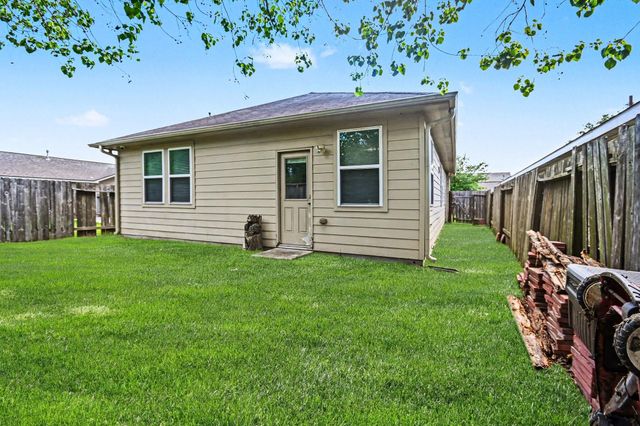 10019 Meadow Mill Forest Lane, Houston, TX 77044