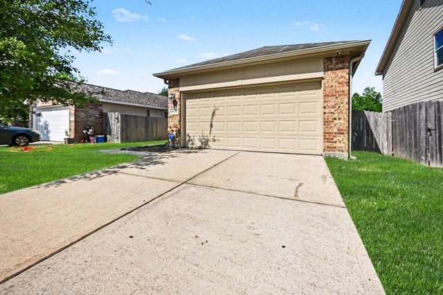 10019 Meadow Mill Forest Lane, Houston, TX 77044