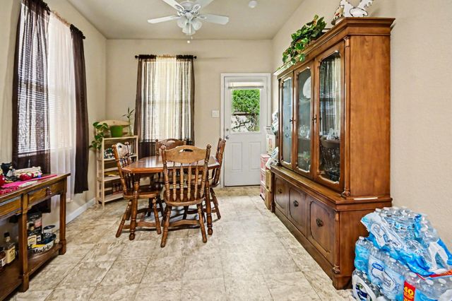 10019 Meadow Mill Forest Lane, Houston, TX 77044