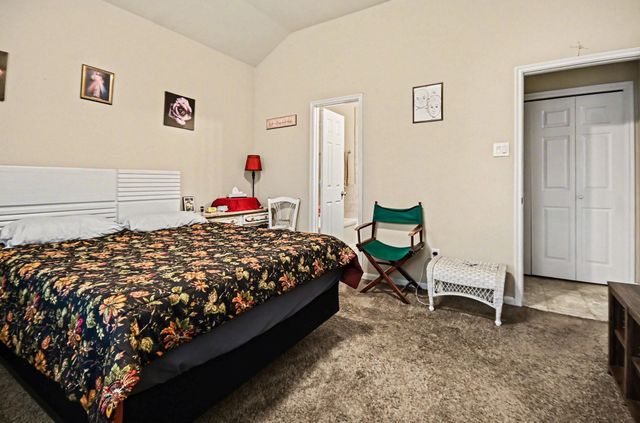 10019 Meadow Mill Forest Lane, Houston, TX 77044