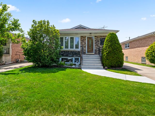 7728 Natchez Avenue, Burbank, IL 60459