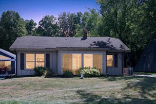 60 E Hickory Road, Battle Creek, MI 49017