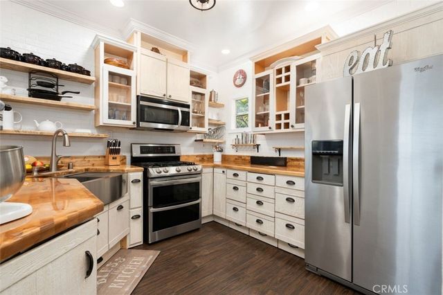 2716 Borchard, Newbury Park, CA 91320