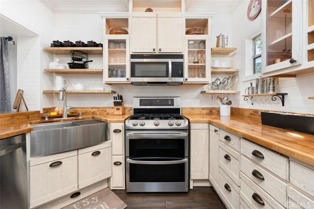 2716 Borchard, Newbury Park, CA 91320