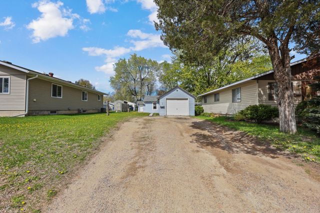 715 25th Avenue N, Saint Cloud, MN 56303