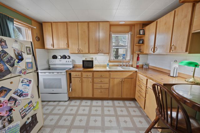715 25th Avenue N, Saint Cloud, MN 56303