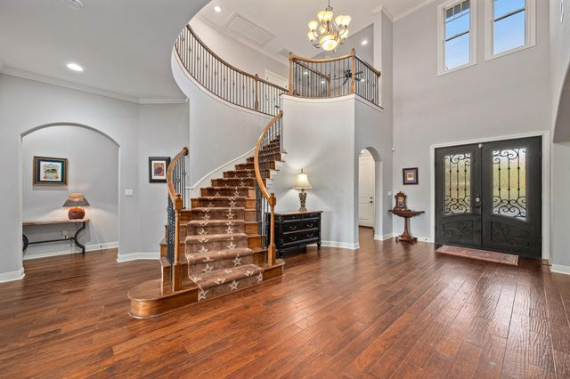 104 Bella Strada CV, Austin, TX 78734