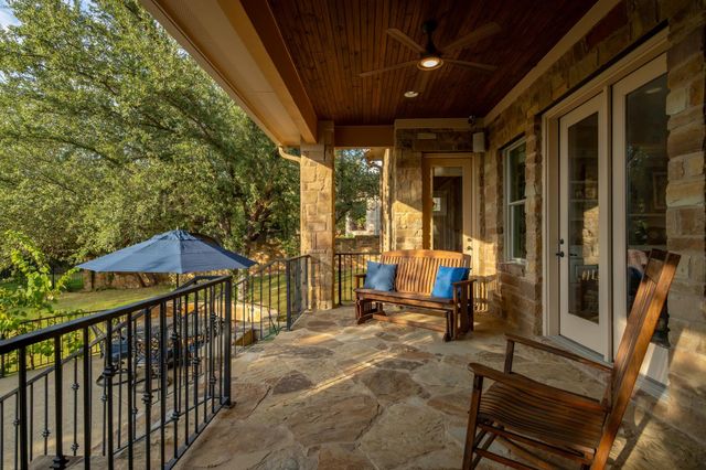 104 Bella Strada CV, Austin, TX 78734
