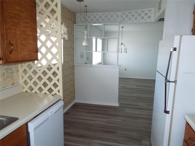 1556 COUNCIL DRIVE, Sun City Center, FL 33573