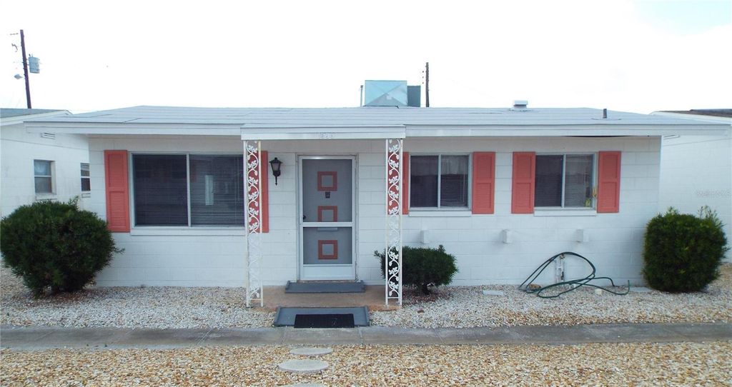 1556 COUNCIL DRIVE, Sun City Center, FL 33573