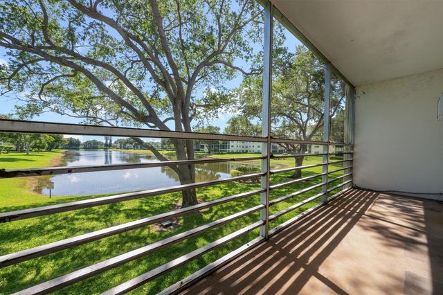 20 Dorset A, Boca Raton, FL 33434