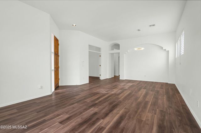 8826 N Sky Dancer Circle, Tucson, AZ 85742