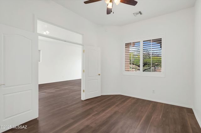 8826 N Sky Dancer Circle, Tucson, AZ 85742