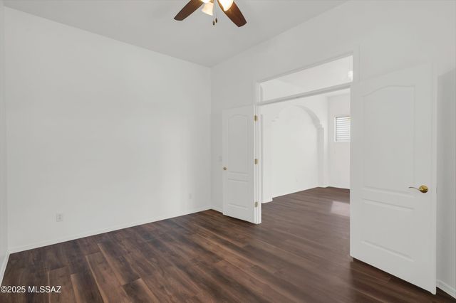 8826 N Sky Dancer Circle, Tucson, AZ 85742