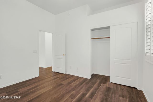 8826 N Sky Dancer Circle, Tucson, AZ 85742