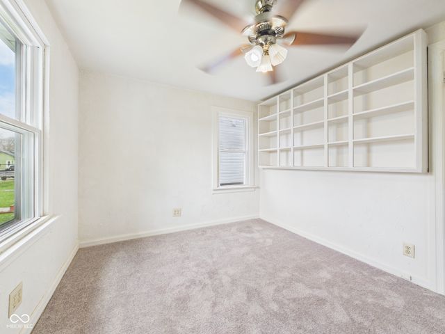 2016 S Shipley Street, Muncie, IN 47302