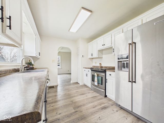 2016 S Shipley Street, Muncie, IN 47302