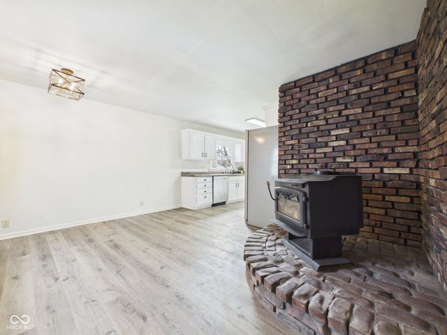 2016 S Shipley Street, Muncie, IN 47302