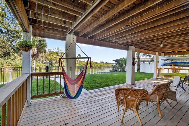 9402 OAK STREET, Riverview, FL 33578