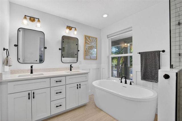 9402 OAK STREET, Riverview, FL 33578