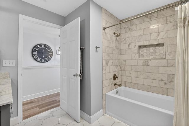 9402 OAK STREET, Riverview, FL 33578