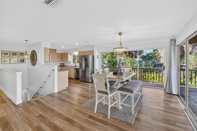 9402 OAK STREET, Riverview, FL 33578